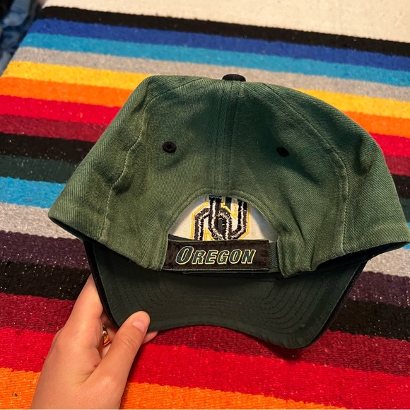 Vintage Oregon ducks Adjustable Hat interlocking UO hand washed - Picture 13 of 16